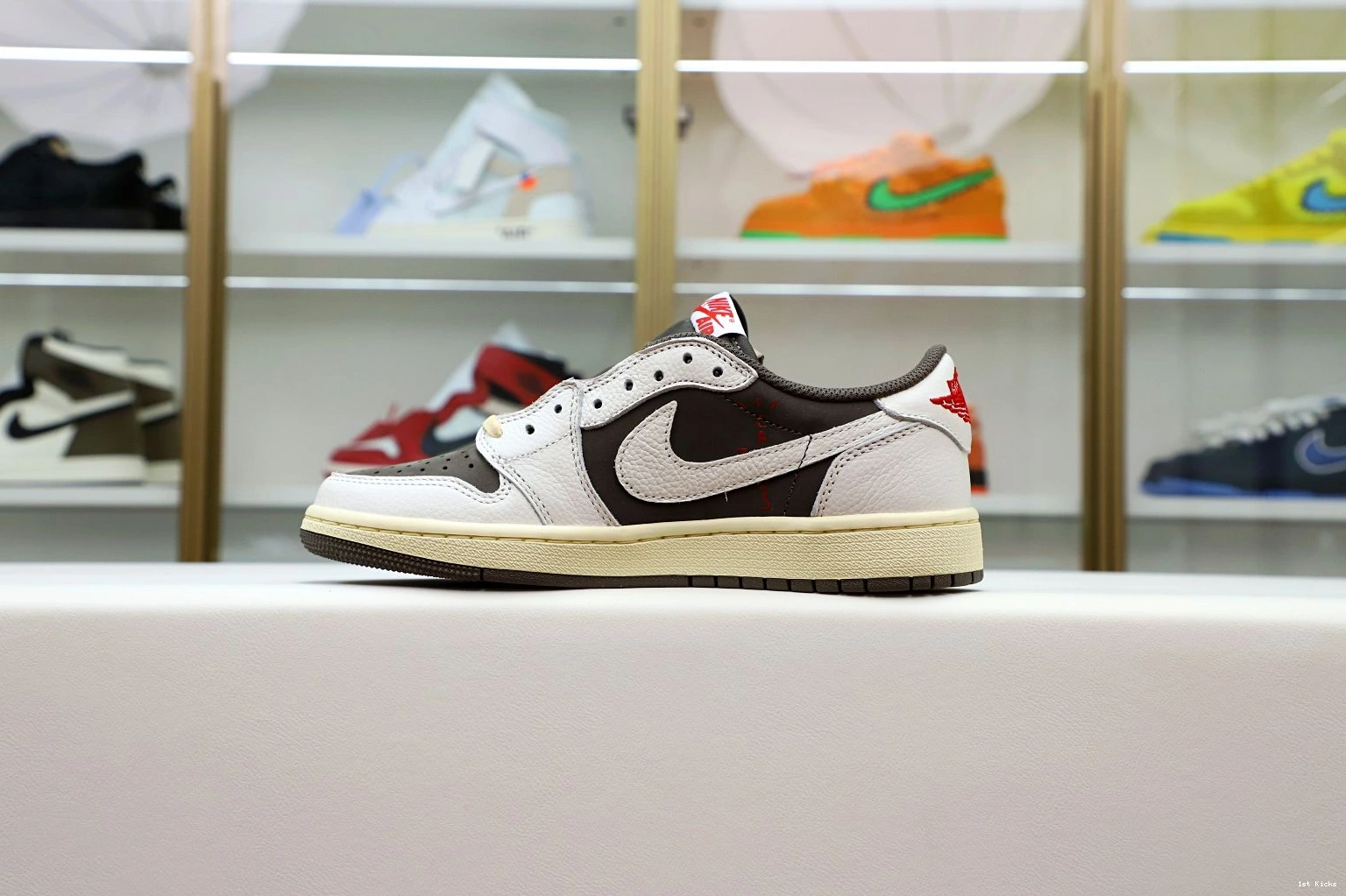 1 JORDAN OG Comfortable LOW REVERSE MOCHA TRAVIS X AIR SCOTT Kimikick 1933 1217